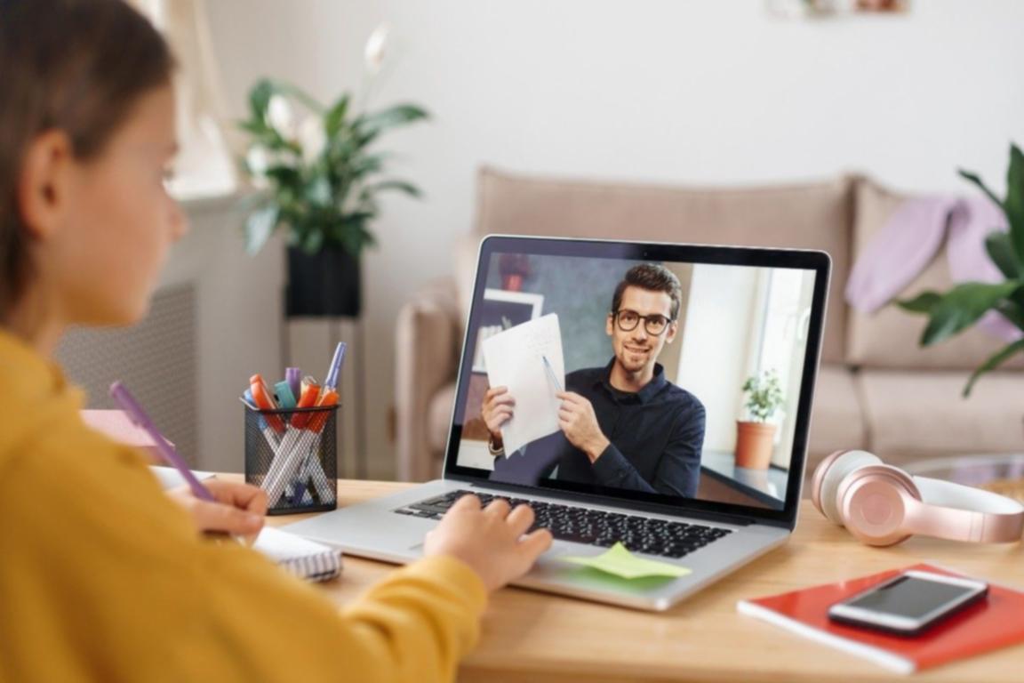 Partecipante durante una sessione pratica di esercizi